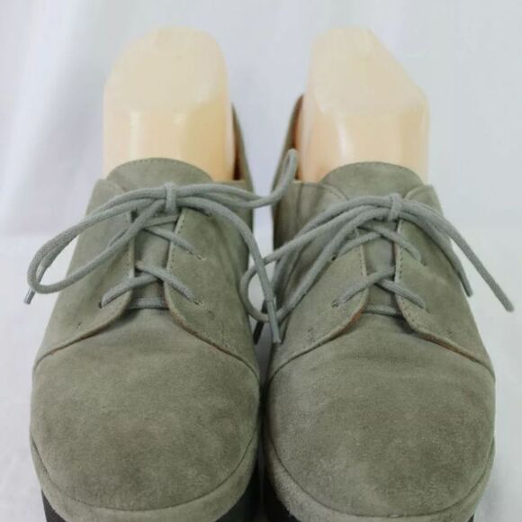 L'AMOUR DES PIEDS platform gray suede lace up shoes. Round toe. Size 7.5. - Picture 3 of 11